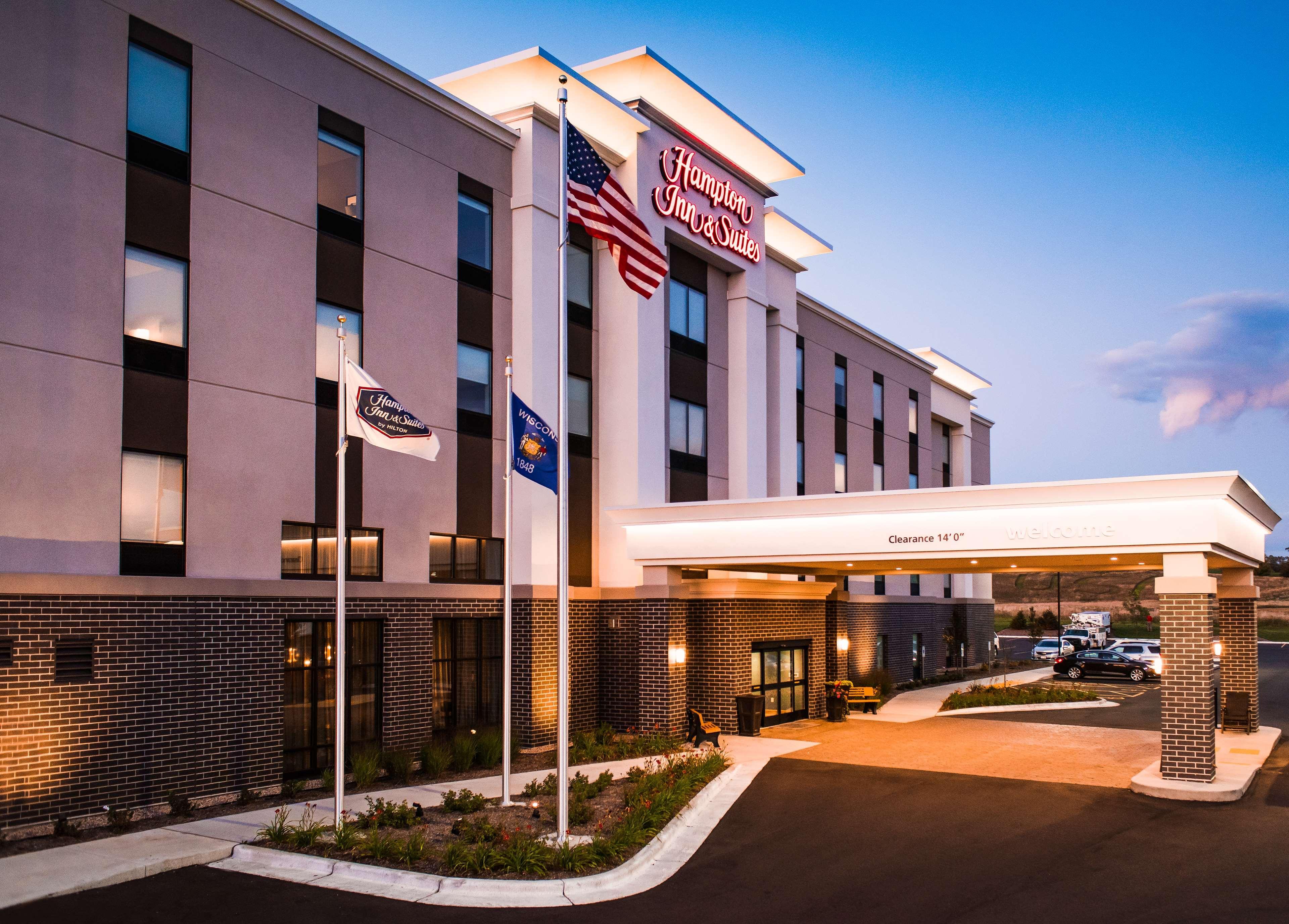 Hampton Inn And Suites At Wisconsin Dells Lake Delton Eksteriør bilde