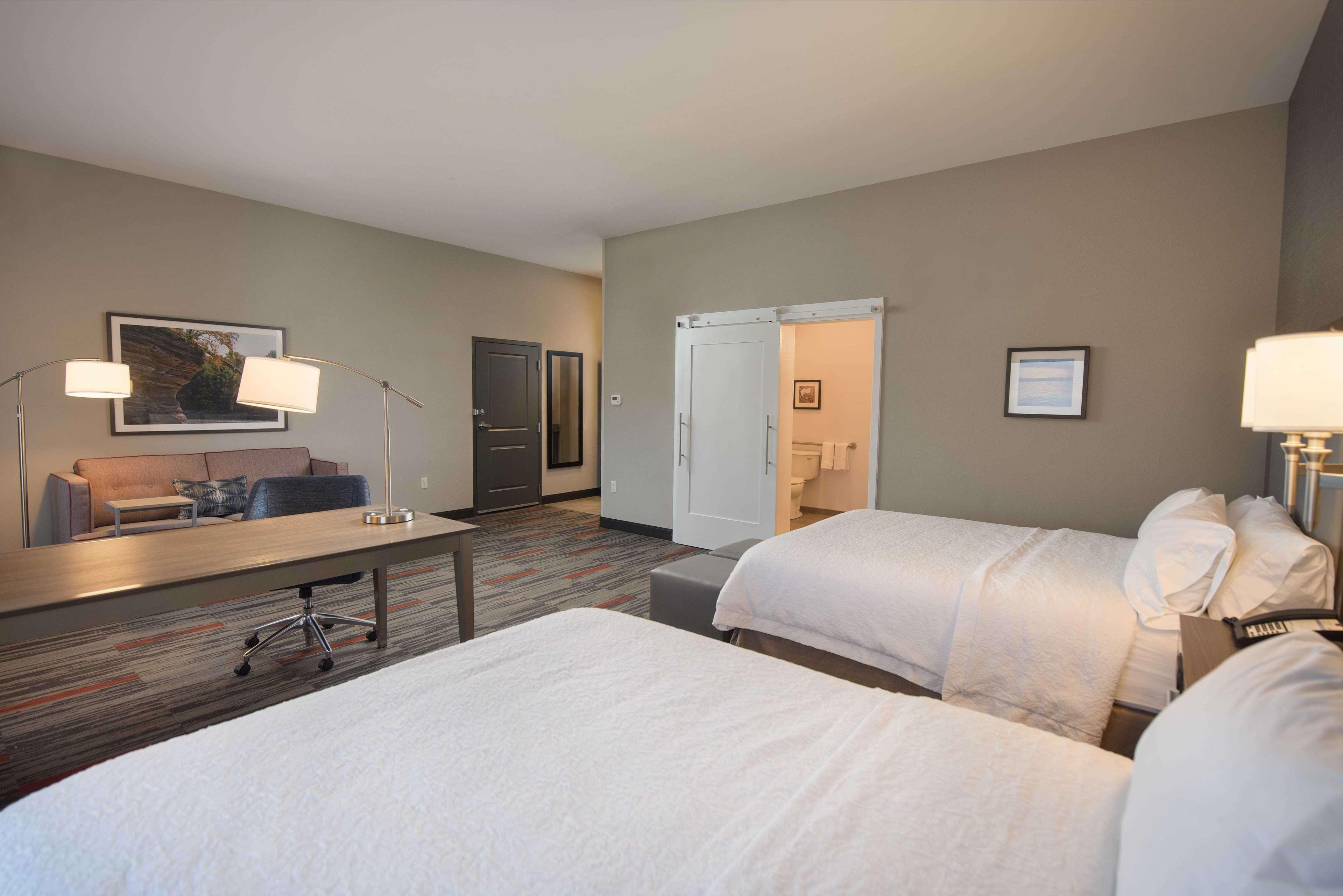 Hampton Inn And Suites At Wisconsin Dells Lake Delton Eksteriør bilde