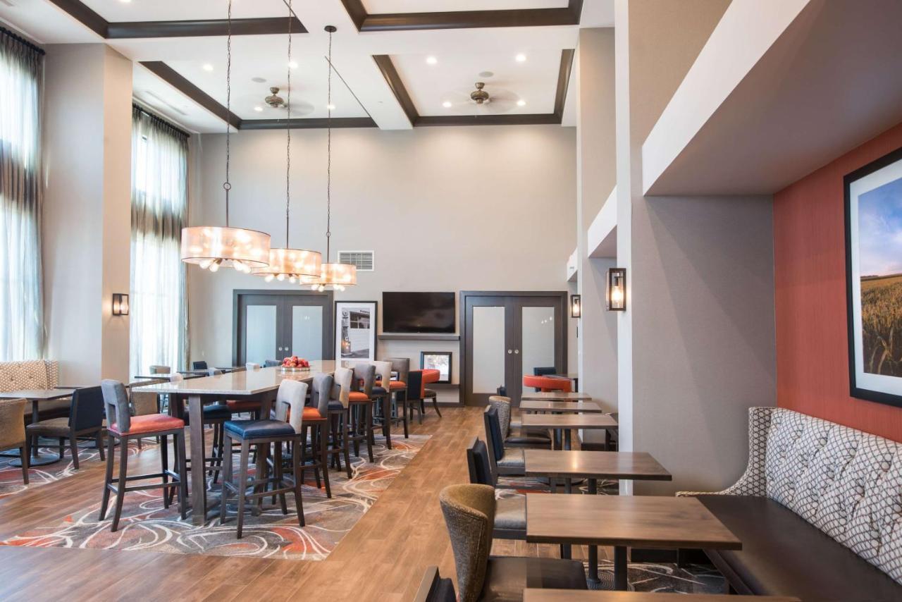 Hampton Inn And Suites At Wisconsin Dells Lake Delton Eksteriør bilde