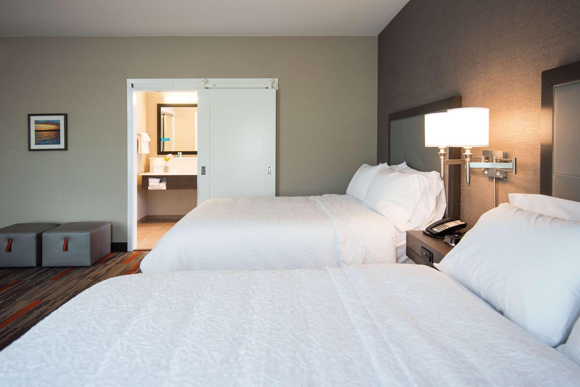 Hampton Inn And Suites At Wisconsin Dells Lake Delton Eksteriør bilde