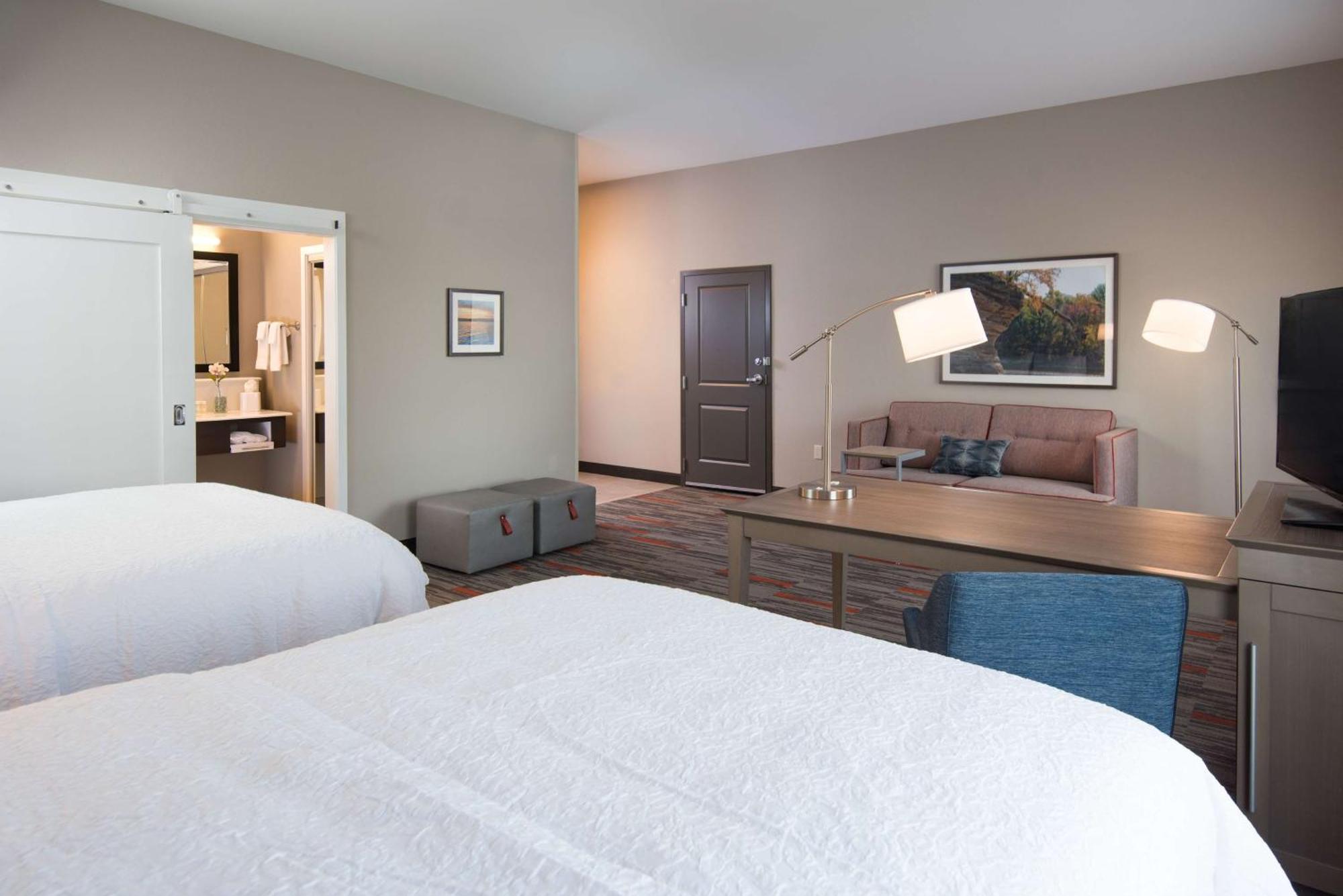 Hampton Inn And Suites At Wisconsin Dells Lake Delton Eksteriør bilde
