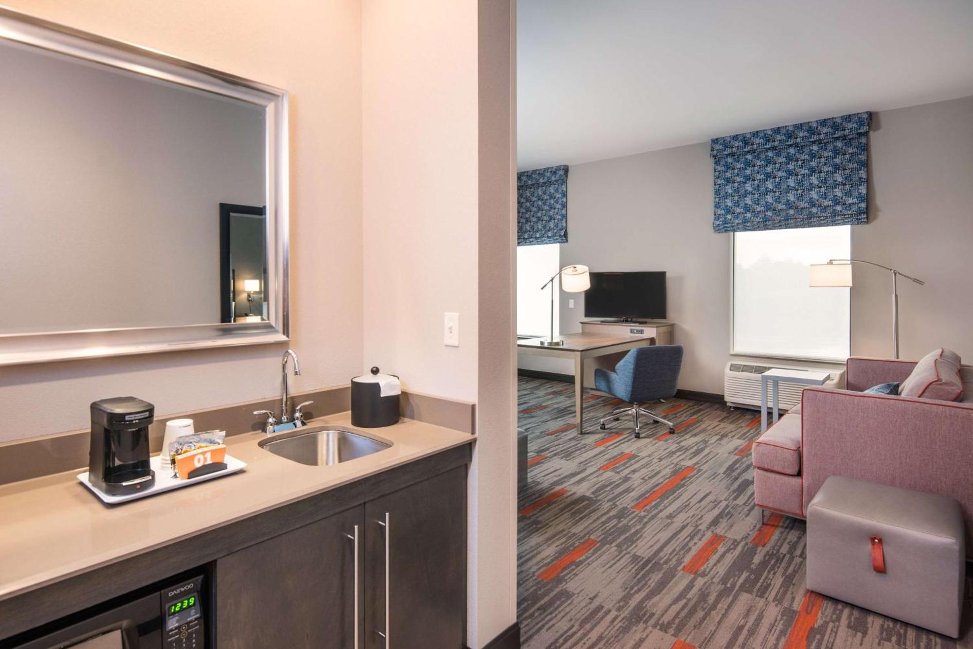 Hampton Inn And Suites At Wisconsin Dells Lake Delton Eksteriør bilde