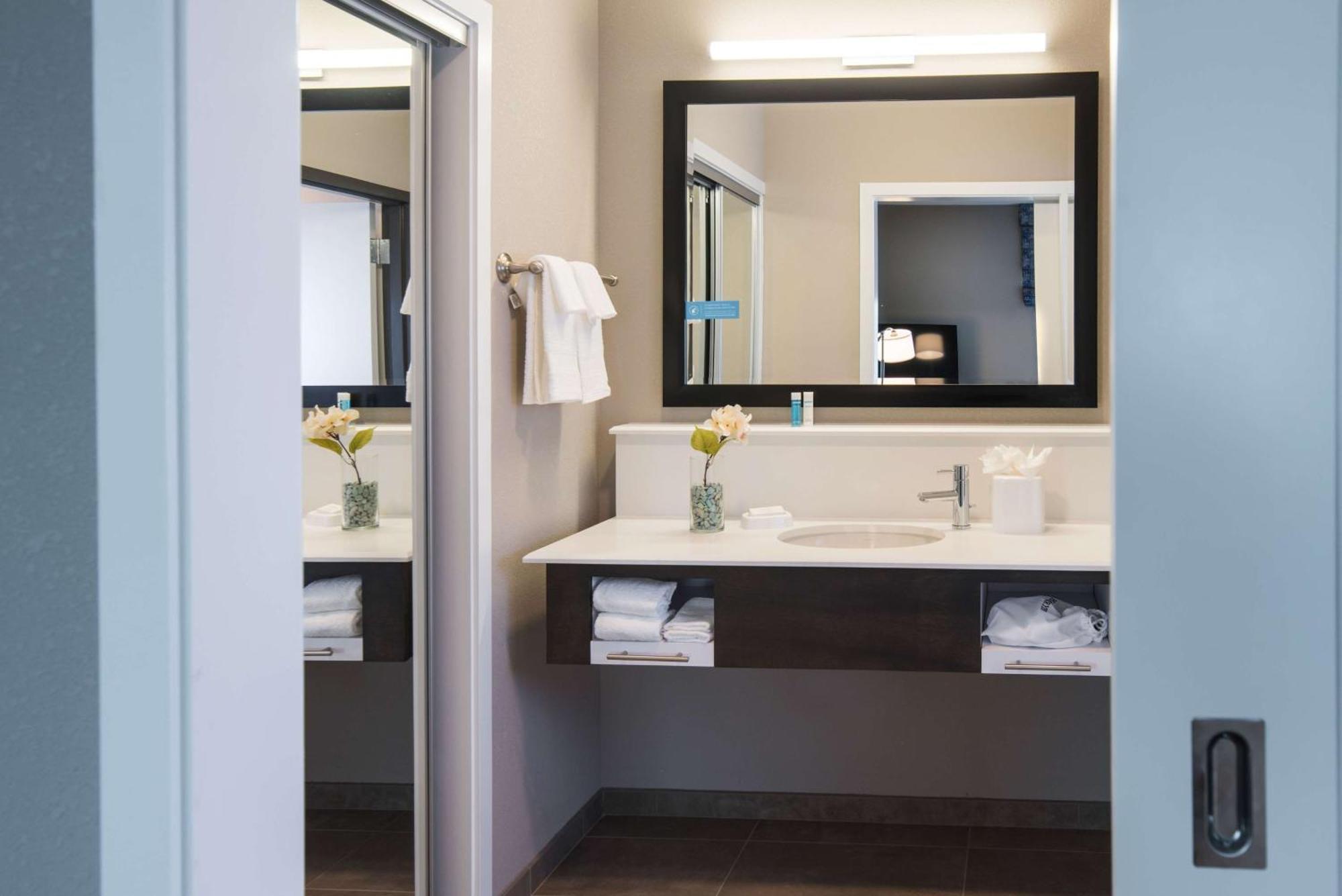 Hampton Inn And Suites At Wisconsin Dells Lake Delton Eksteriør bilde