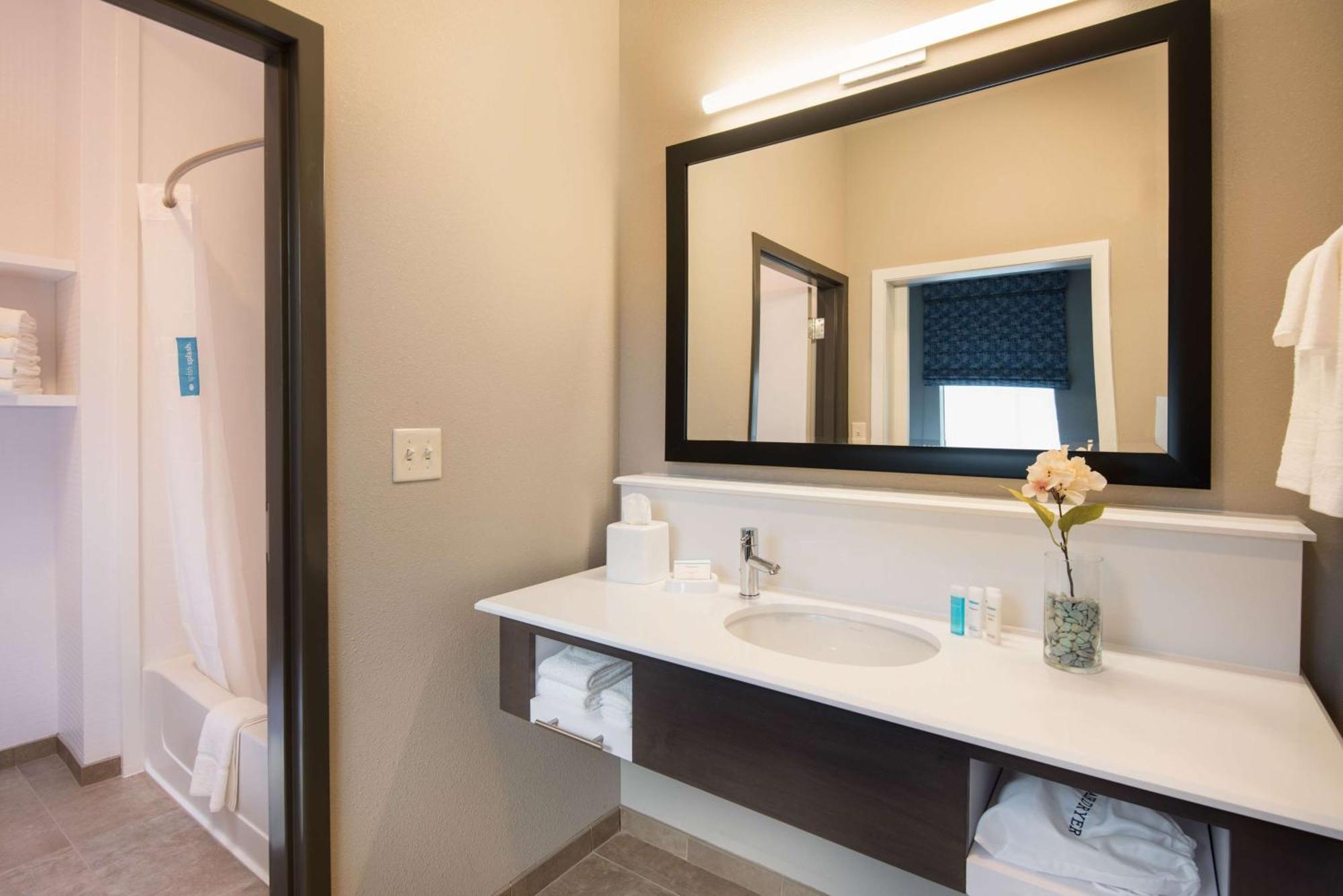 Hampton Inn And Suites At Wisconsin Dells Lake Delton Eksteriør bilde
